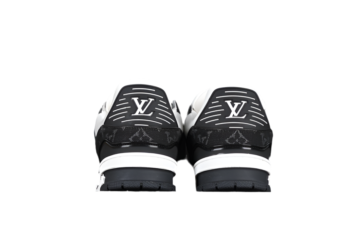 LV trainer black