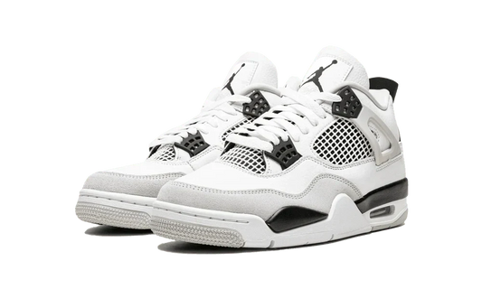 Jordan 4 wojskowy czarny