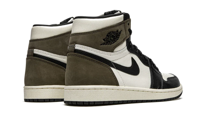 NIKE AIR JORDAN 1 RETRO HIGH MOCHA